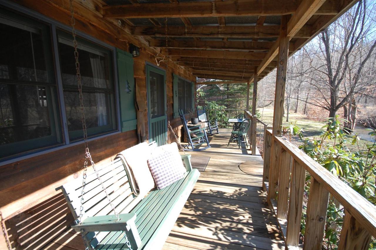 Mountain Springs Cabins Candler Exterior photo